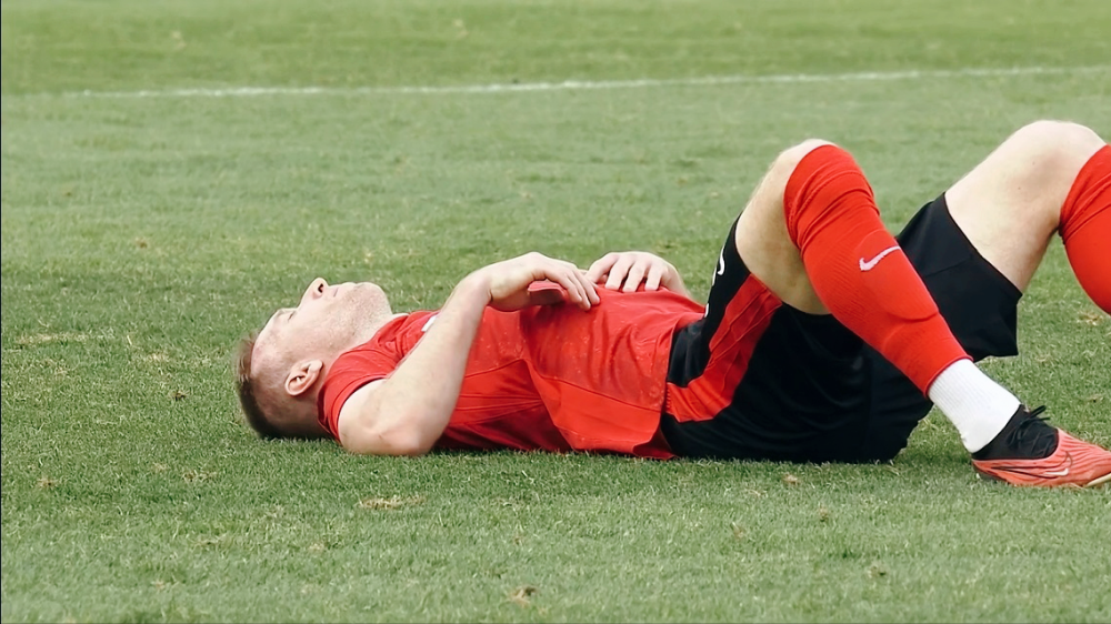 英雄联盟投注-包含赛后意甲焦点战，拜仁慕尼黑门线救险，引发热议，资深球员宣示担当的词条